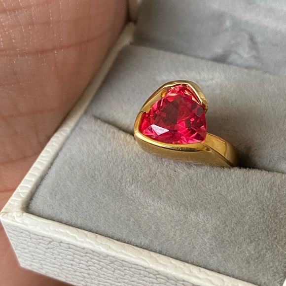 S925 Trillion Cut Ruby Ring - Picture 9 of 12